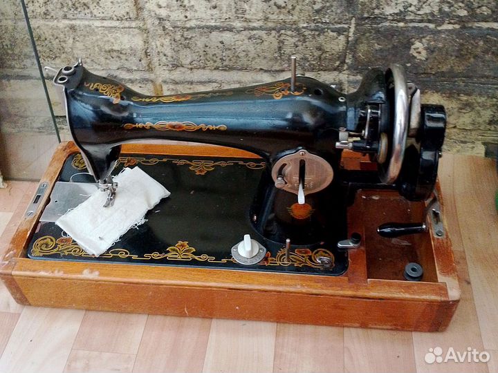 Швейная машинка ручная бу