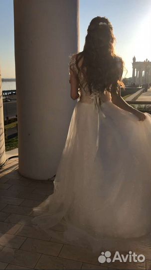 Свадебное платье