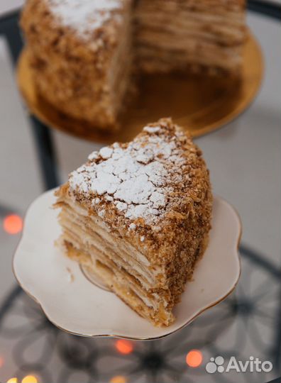 Домашние торты :Наполеон,Медовик и тд