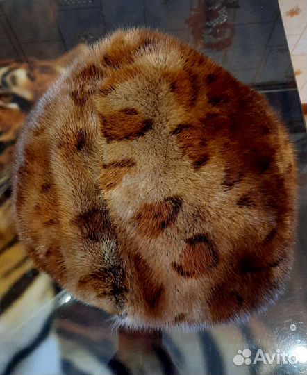 Кепка,берет из норки,каракуля