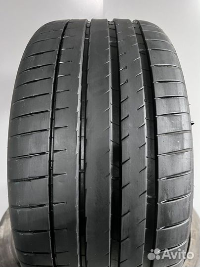 Michelin Pilot Sport 4 S 285/35 R22 и 315/30 R22