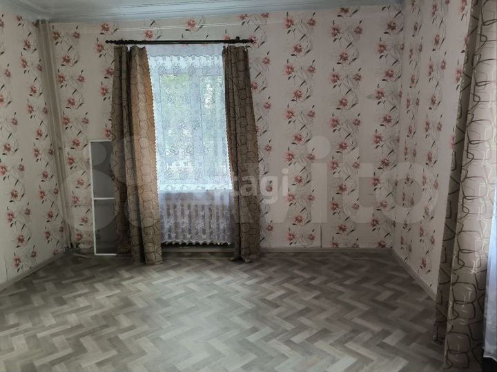 4-к. квартира, 88 м², 1/4 эт.