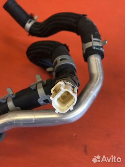 Патрубок системы охлаждения Toyota Prius ZVW50