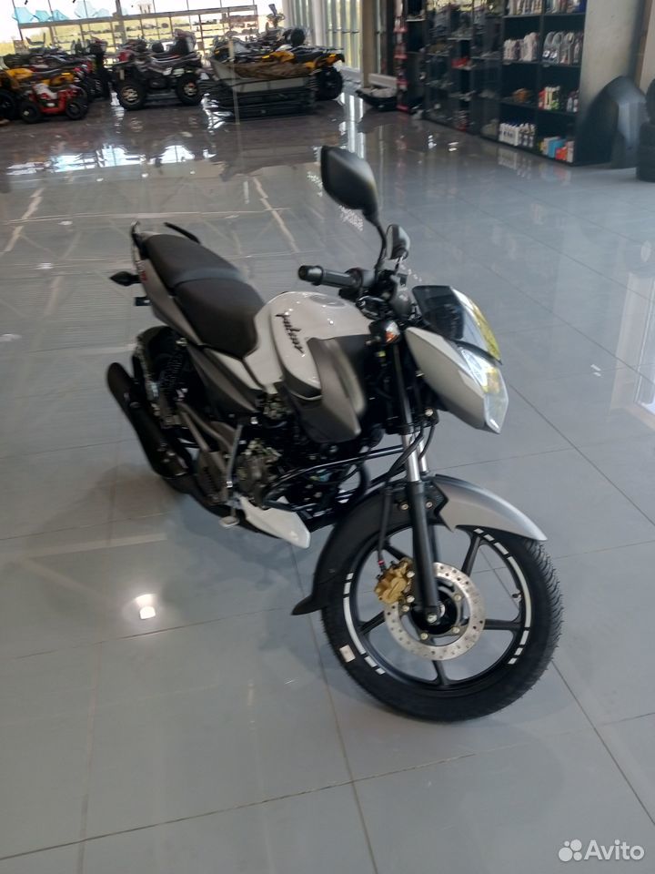 Мотоцикл bajaj Pulsar 125