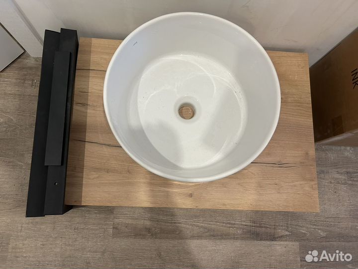 Тумба навесная под раковину и раковина