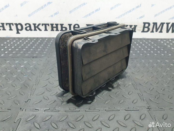 Вентиляционная решетка Bmw X6M E71 S63B44A 2012