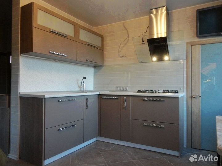 Кухня новая