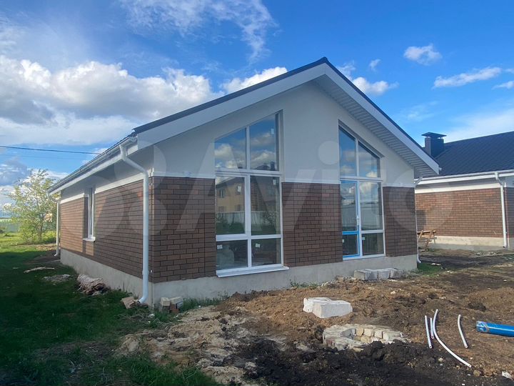 Коттедж 100 м² на участке 5 сот.