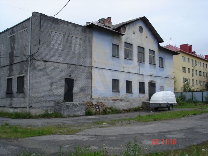 Здание, 1000 м²