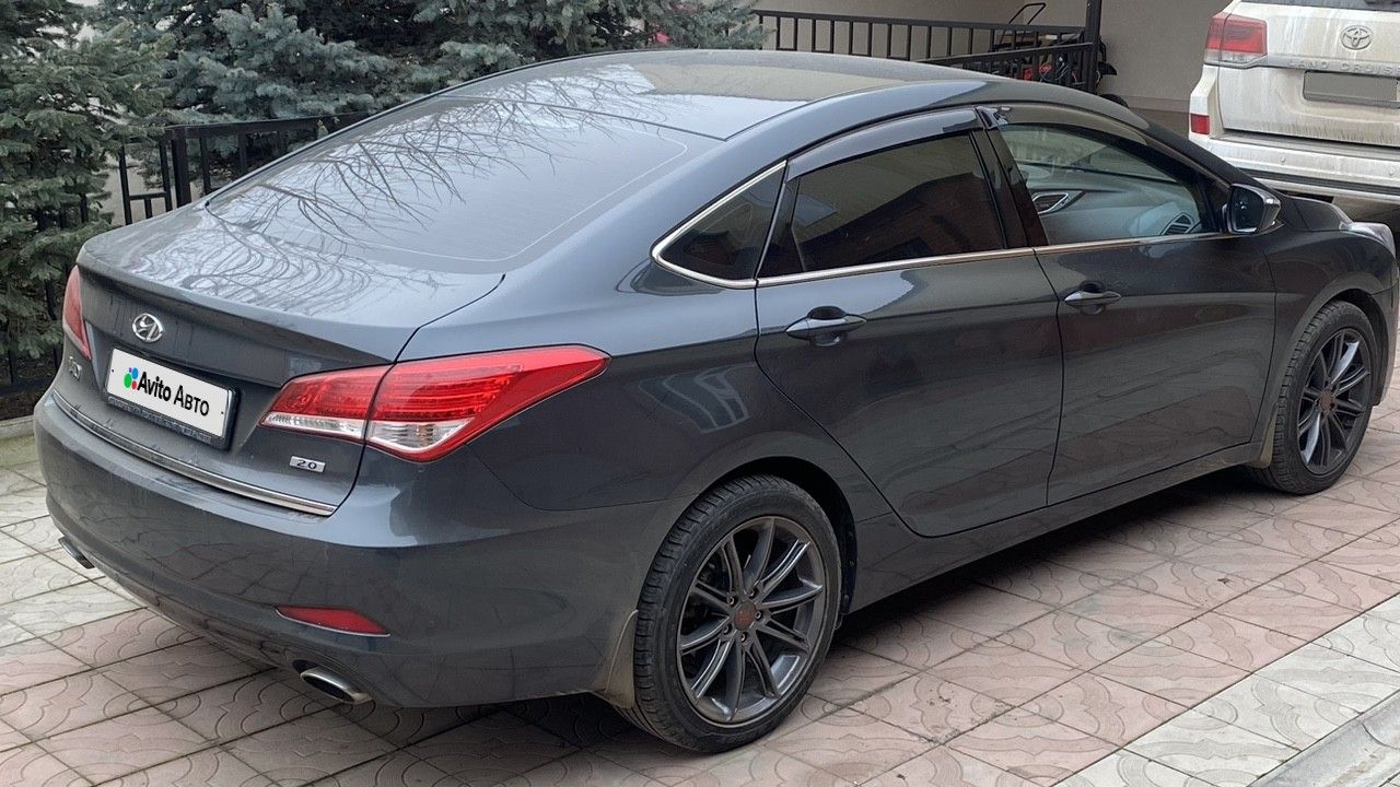 Hyundai i40: фото из отзыва