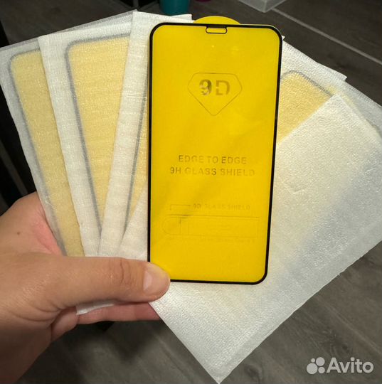 Защитные стекла на 11pro/X/XS