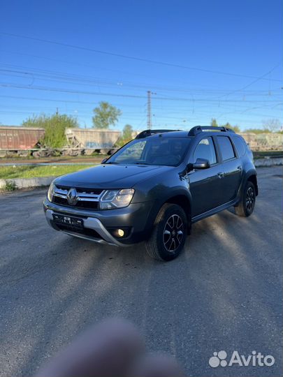 Renault Duster 2.0 МТ, 2021, битый, 58 000 км