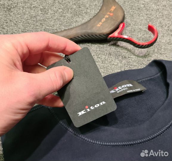 Kiton свитер оригинал