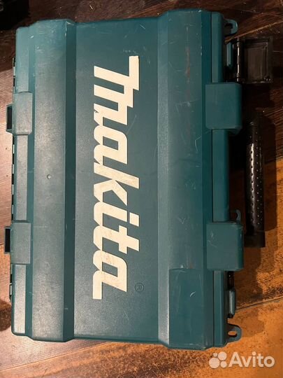 Перфоратор Makita HR2630 б\у