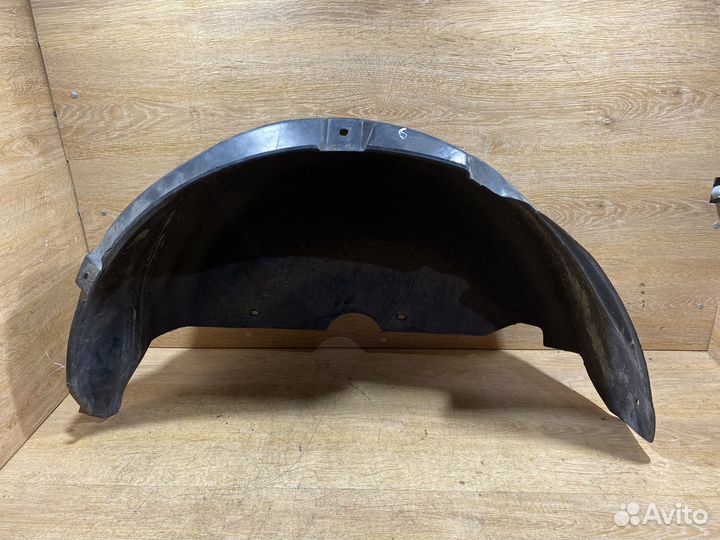 Подкрылок задний левый Volkswagen Sharan 1704145