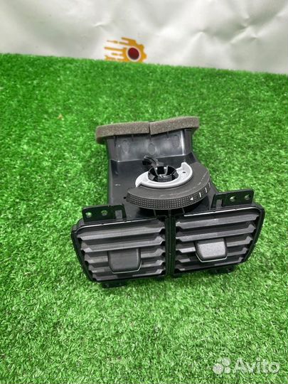 Дефлектор воздушный Volkswagen Golf Gti MK7 CHH