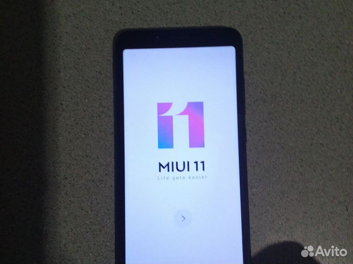 Xiaomi Redmi 6, 3/32 ГБ