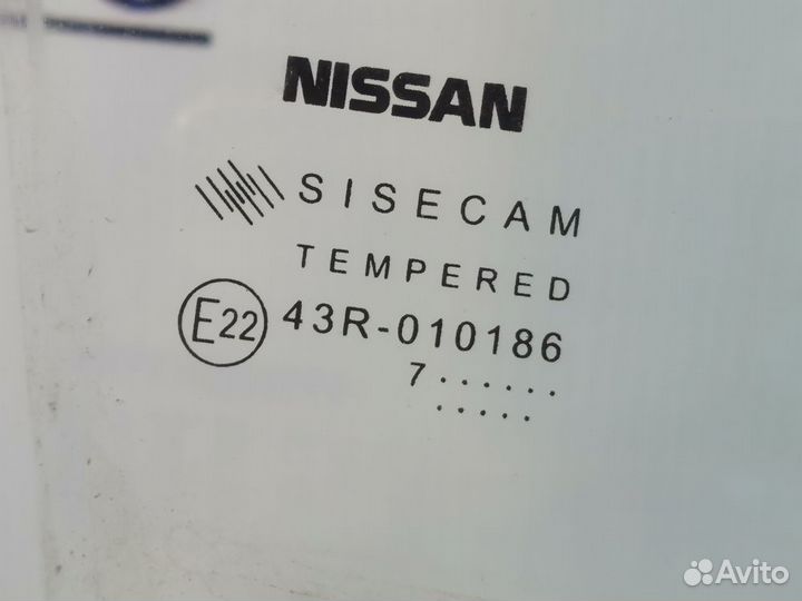 Стекло двери передней правой Nissan Almera G15 (20