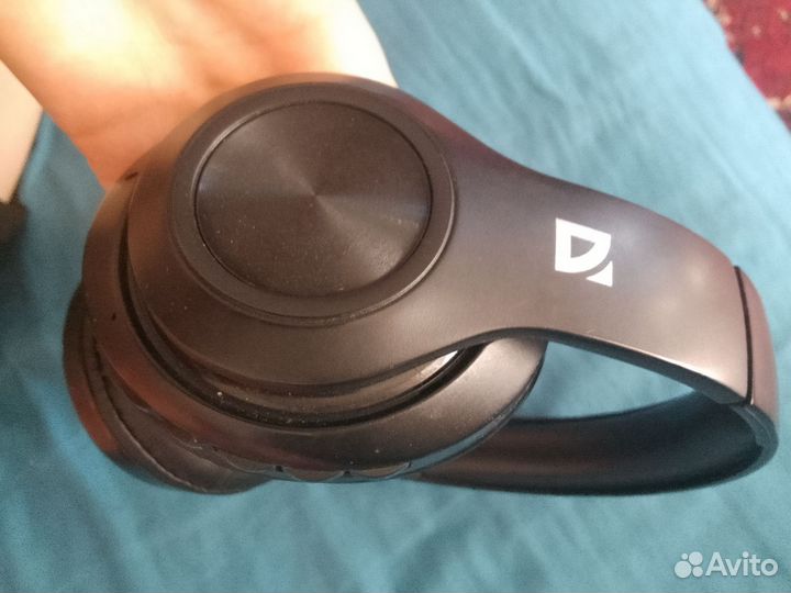 Беспроводные наушники