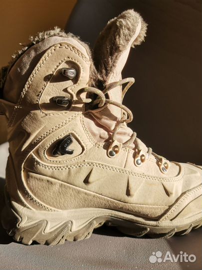 Ботинки зимние женские Саломон