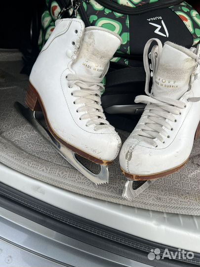 Коньки фигурные 32 размер