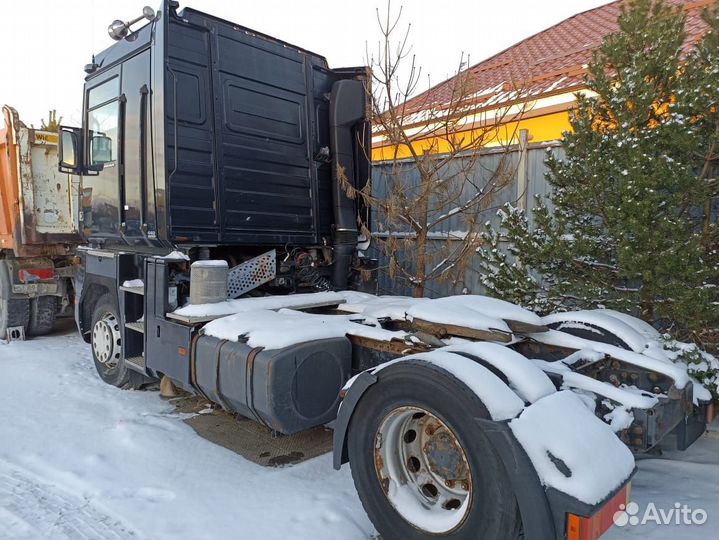 Renault Magnum с полуприцепом, 2005