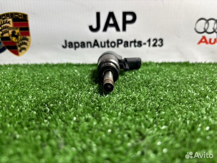 Форсунка инжекторная Audi A7 4G cypa 2015