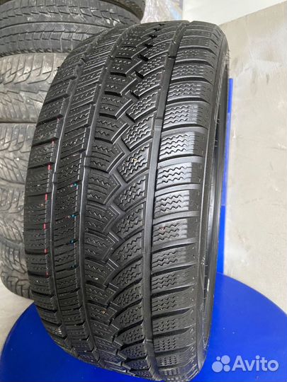 Sunfull SF982 245/40 R19 98V