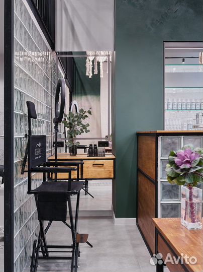 Аренда рабочего места бровиста визажиста