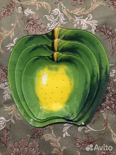 Сувенирные тарелки