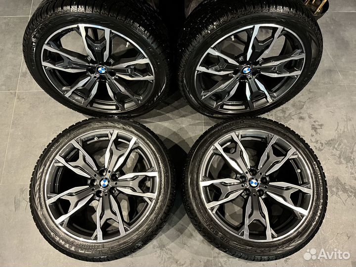 R20 Nokian Tyres WR SUV 4 245/45, PCD 5x112 DIA 66.6