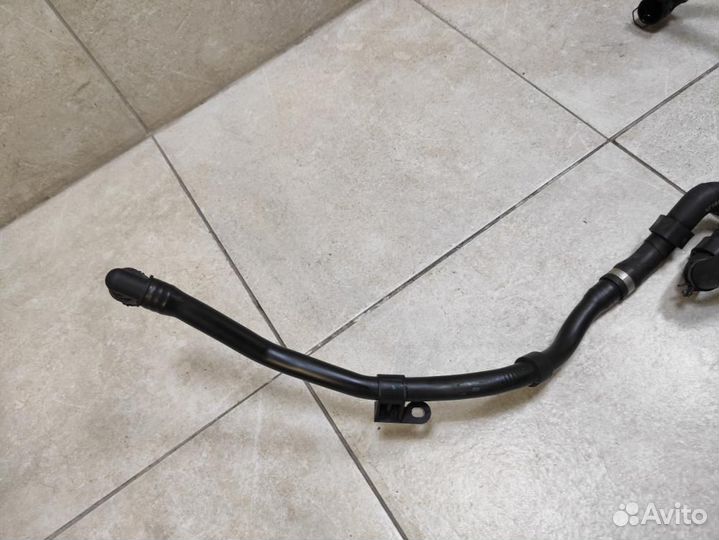 Патрубок Mercedes-Benz S-Class W222