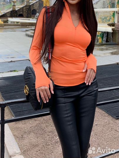 Спортивная кофта женская