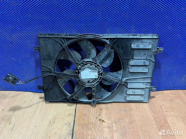 Вентилятор радиатора Skoda Octavia A7 2013-2017