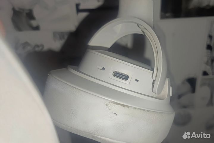 JBL Tune 710BT White