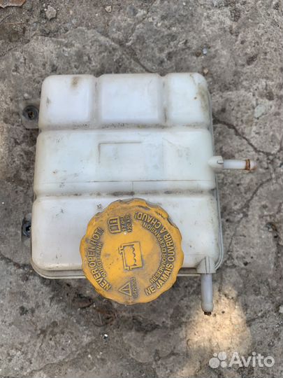 Расширительный бачок Шевроле Спарк М200