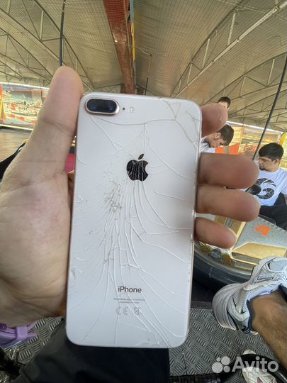 Телефон iPhone 8 plus