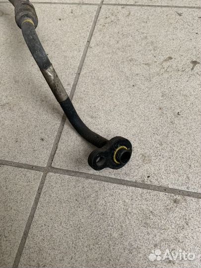 Трубка насоса кондиционера Вольво Хс90