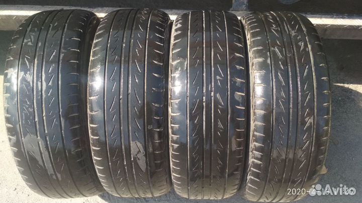 Bridgestone MY-02 Sporty Style 215/55 R17
