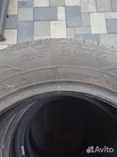 Goodyear EfficientGrip 215/60 R17
