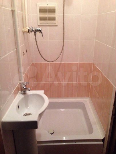 Комната 14 м² в 3-к., 3/6 эт.