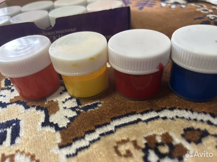 Акриловые краски глянцевые 12 цветов