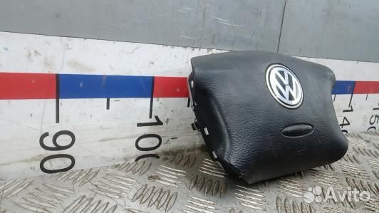 Подушка безопасности водителя volkswagen golf 4 (C