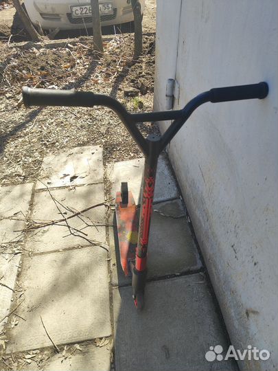 Трюковой самокат