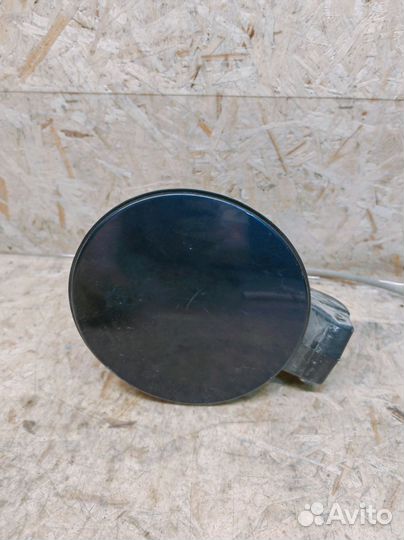 Лючок бензобака Volkswagen Polo