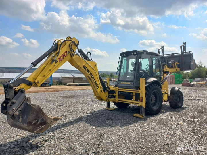 Экскаватор-погрузчик New Holland B100B, 2020