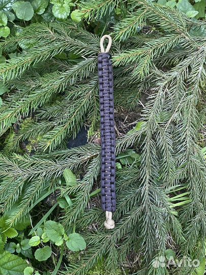 Браслет из паракорда