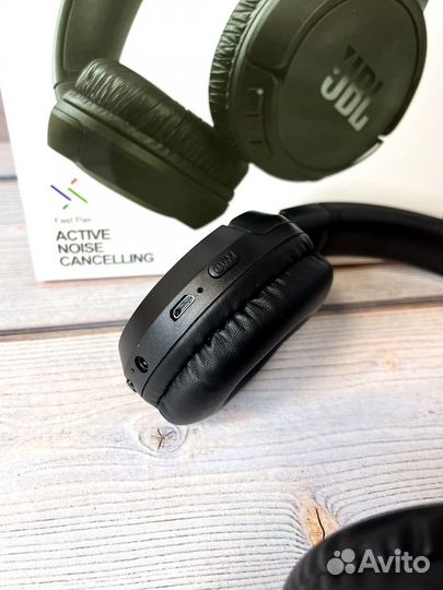 Беспроводные наушники JBL 510 Новые