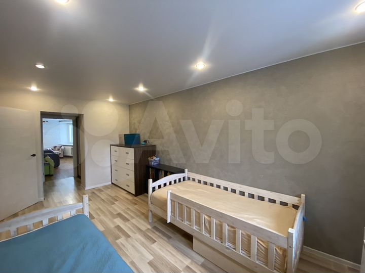 2-к. квартира, 49 м², 3/5 эт.