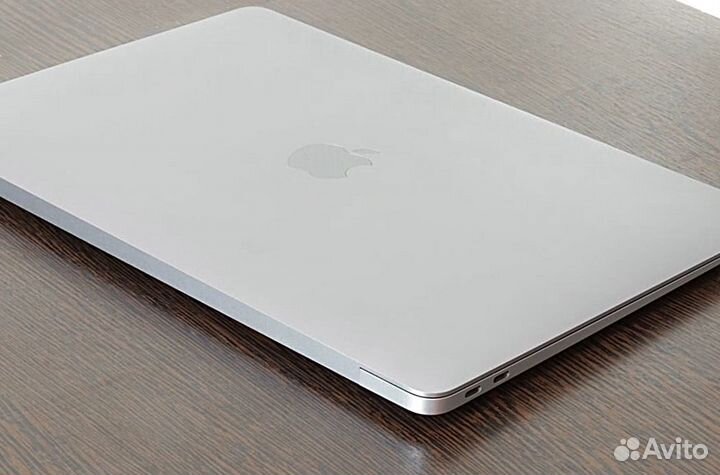 MacBook Air 13 2020 m1 8c-GPU 16gb 512Gb
